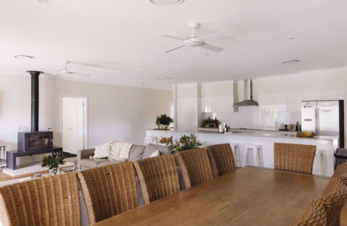 Pokolbin House | La Capella Estate | Sleeps 18