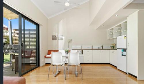 Preston Beach House | La Casita Preston Beach