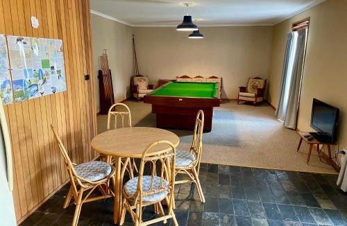 Kingscote House | Lacey's Holiday House