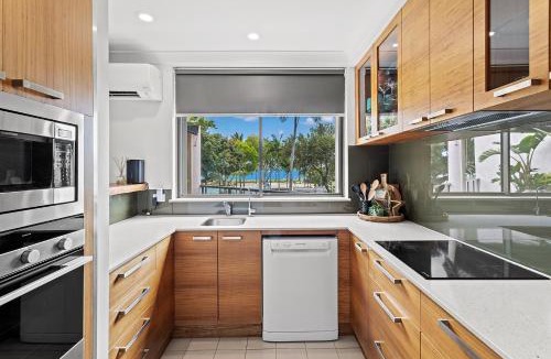 Airlie Beach Apartment | Laguna Sol Vista - Central Airlie Beach