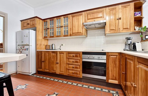 Arcadia Vale House | Lakehouse on Alexander