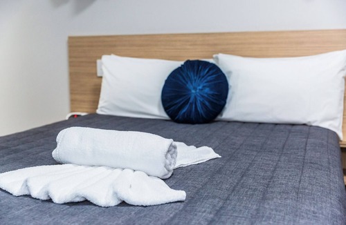 Forster Hotel | Lakes and Ocean Hotel Forster