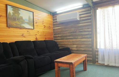 Lakes Entrance House | Lakes Entrance Log Cabins
