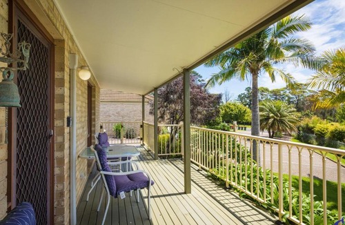 Dalmeny Apartment | Lakesea Unit on Mort