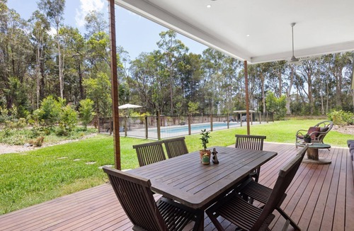 Cooroibah House | Lakeside Bank Cooroibah