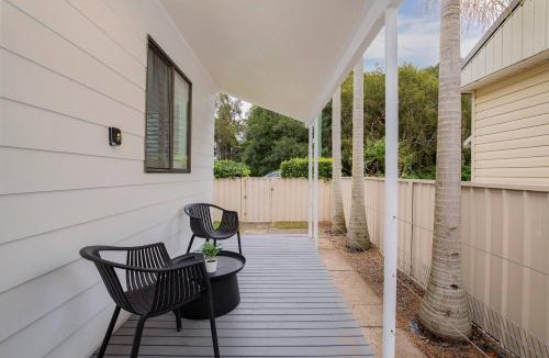 Pelican House | Lakeview Haven - Laid-back Days by Pelican Foreshore
