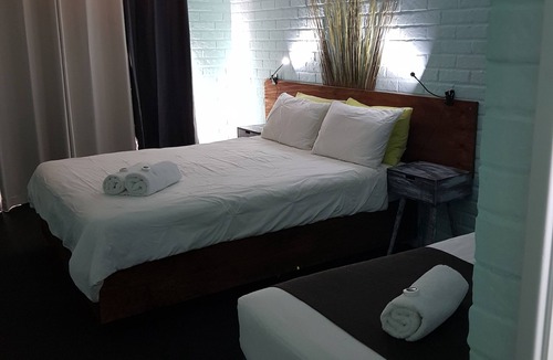 Lancelin Hotel | Lancelin Sands Hotel