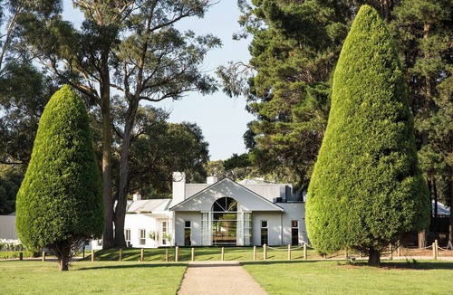 Red Hill House | Lancemore Lindenderry Red Hill