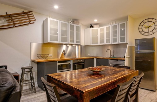 Thredbo Apartment | Lantern 34 - 2 Bedroom Terrace with 1 carpark