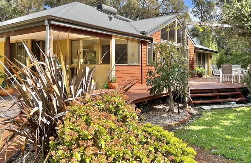 Denmark House | Laputa - Tranquil & Peaceful, Large Aussie bush lined property, WiFi