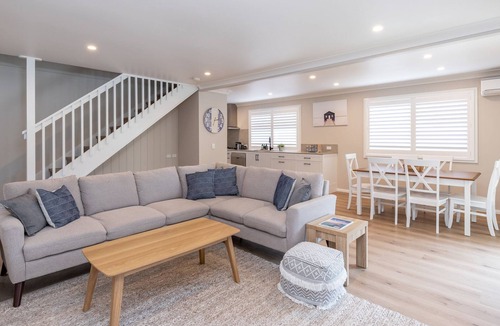 Boomerang Beach House | Latitude 32 - Boomerang Beach