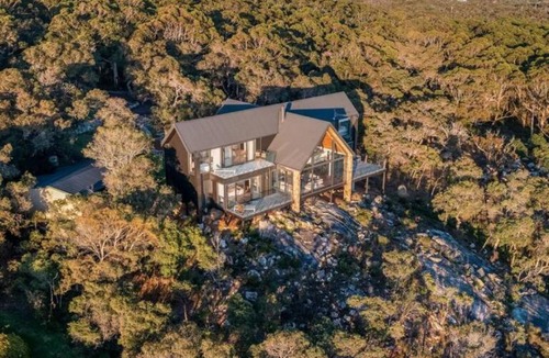 Goode Beach House | Latitude 35.5