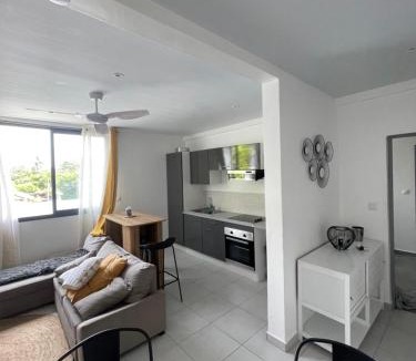 Remire Montjoly Apartment | Le Havre entre mer et forêt