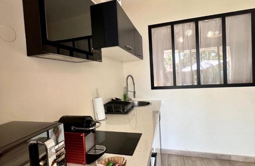 Cayenne Apartment | Le Jardin Privé, appartement standing, piscine, terrasse, jardin, parking privé