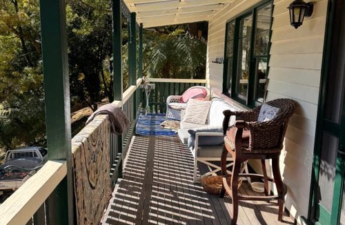 Walhalla House | Lee Manor