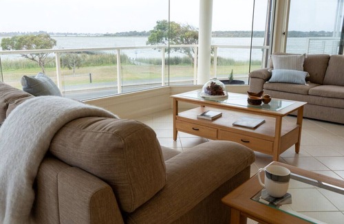 Goolwa South House | Leeside - Riverfront Relaxation