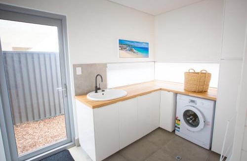 Gracetown House | Lefties @ The Bay, Gracetown, Margaret River - NEW