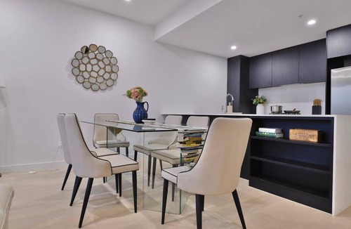 Leichhardt Apartment | Leichhardt Serene Retreat - Views丨Parking丨Ease