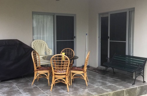 Tuncurry Villa | Lemanor Villa 2/17 Parkes St