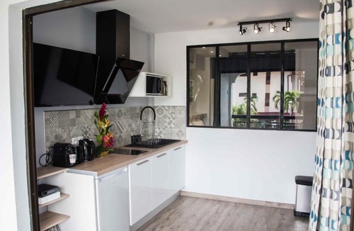 Cayenne Apartment | LEs ATELIERS DE LA MADELEINE