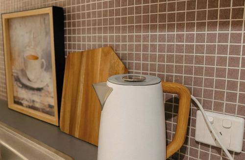 Footscray Condo | Light and Cosy Footscray Studio | Inner-West Stay