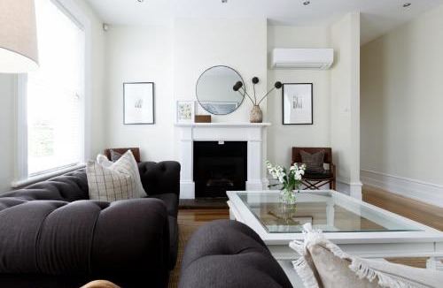 Launceston CBD House | Light-Filled Comfort Near Hospital & City