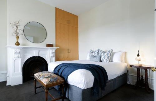 Launceston CBD House | Light-Filled Comfort Near Hospital & City