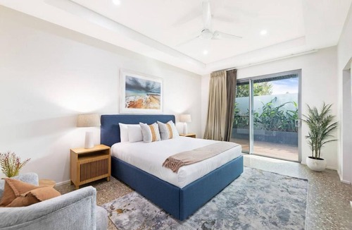 Parap House | Lily Pad Retreat - Tourism Award Winner Pool Luxury