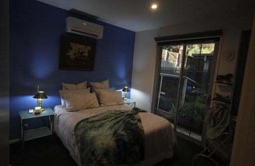 Flemington Apartment | Lily's Townhouse