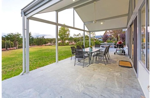Yallingup House | Lilywood - Minutes from Wineries and Yallingup Beach