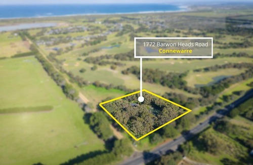 Connewarre House | Ling House Retreat - Private tennis court
