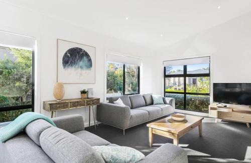 Torquay House | Links Idyllic Break 47