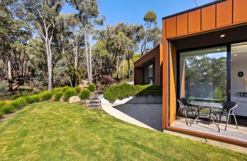 Hepburn Springs House | Lithic 2 - lovely bush views