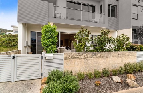 Safety Beach Condo | Little Cove - Safety Beach