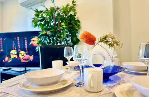 Burwood Apartment | Little Getaway In Hearty Suburban