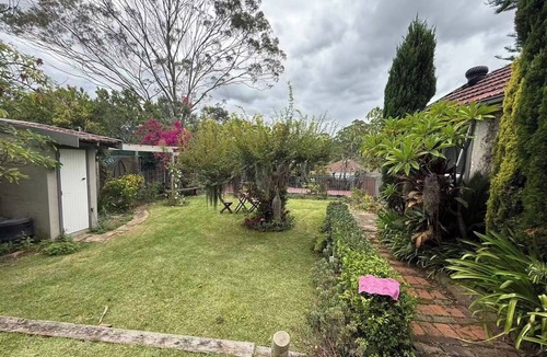 Chatswood Apartment | Little Hideaway Studio | 12 Mins to Train and Metro