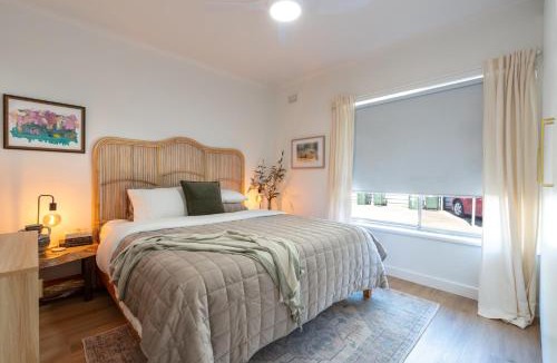 Mile End Apartment | Little Kintore City Escape