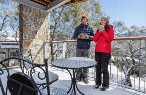Lake Crackenback Apartment | Little Rocky Retreat