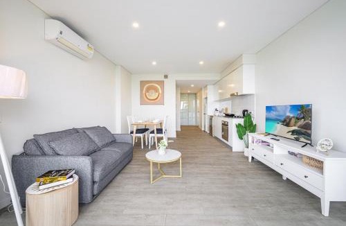 Liverpool Apartment | Liverpool 3Br APT Business Hospital Parking 8ppl