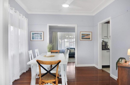 Harrington House | Lizzy Street Retreat - Walk to River, Pub & Club