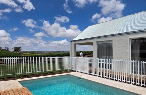Lobethal House | Lobie Haus. (The Lobie Project)