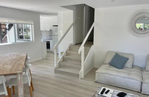 Sunshine Beach Apartment | Location Location, sunshine beach, 100 m to beach(HA3)