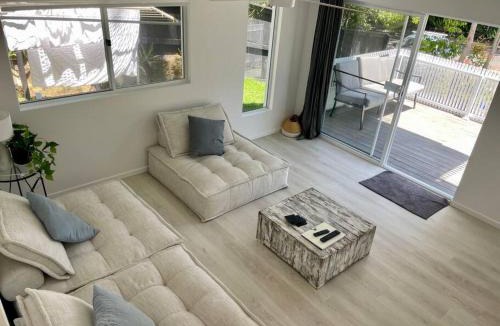 Sunshine Beach Apartment | Location Location, sunshine beach, 100 m to beach(HA3)