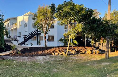 Sunshine Beach Apartment | Location Location, sunshine beach, 100 m to beach(HA3)