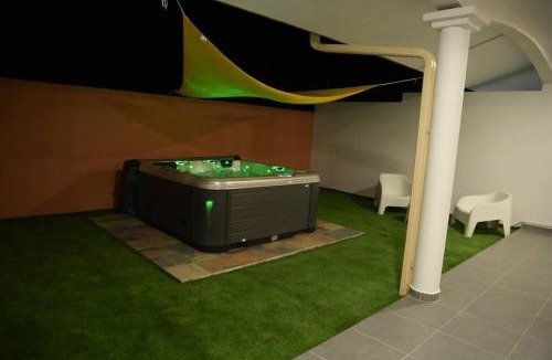 Matoury Apartment | Lodge Palmeraie & son Jacuzzi exclusif