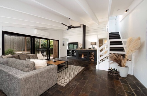 Blairgowrie House | Lola on Lever Blairgowrie