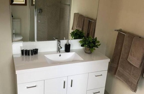 Lunawanna House | Loma Cottages Kotka