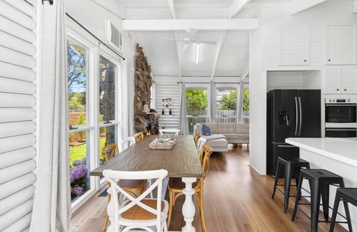 Point Lonsdale House | Lonsdale By The Sea in Point Lonsdale