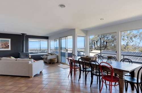 Merimbula House | Lontano - Fabulous Views