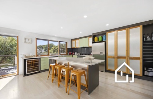 McCrae House | Lookout & Sea *1 NIGHT FREE* Beachfront Bliss in McCrae